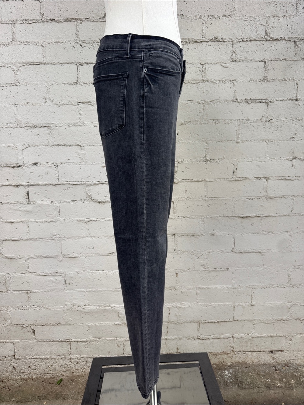 FRAME Denim Le High Straight Tierra Gray Size 29 - Picture 9 of 16